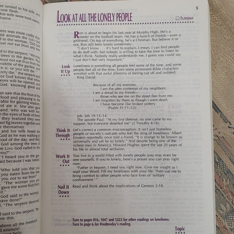 Youthwalk Devotional Bible