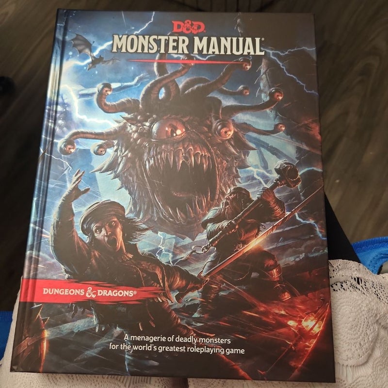 Dungeons and Dragons Core Rulebooks Gift Set (Special Foil Covers Edition with Slipcase, Player's Handbook, Dungeon Master's Guide, Monster Manual, DM Screen)