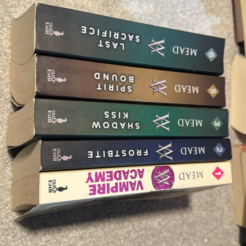 Vampire Academy (1-3,5-6)