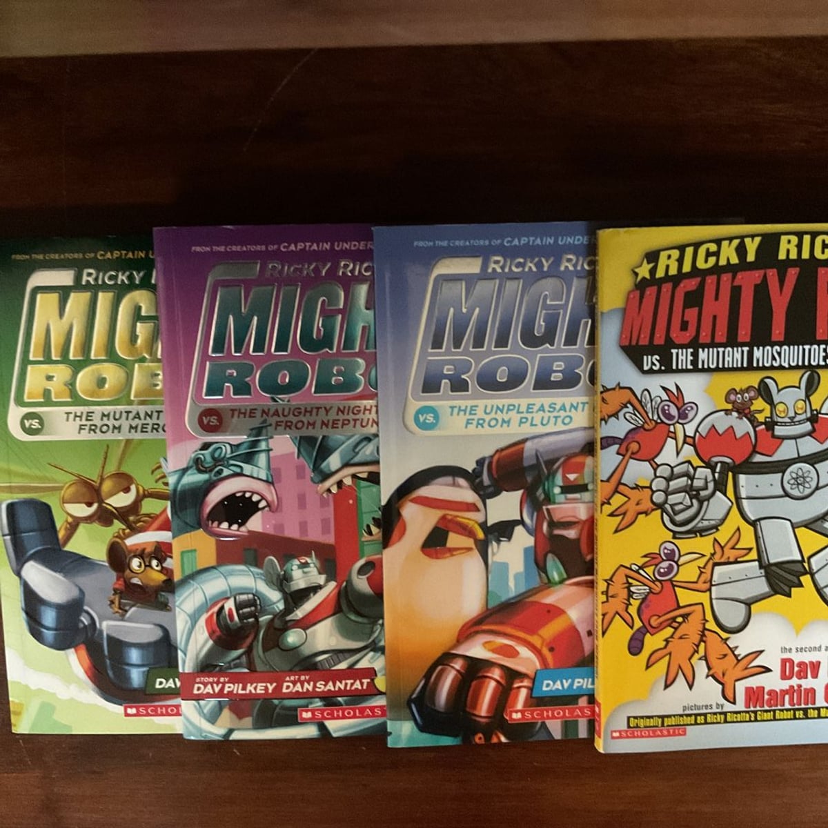 Ricky Ricotta's Mighty Robot vs. the Naughty Nightcrawlers from Neptune ...
