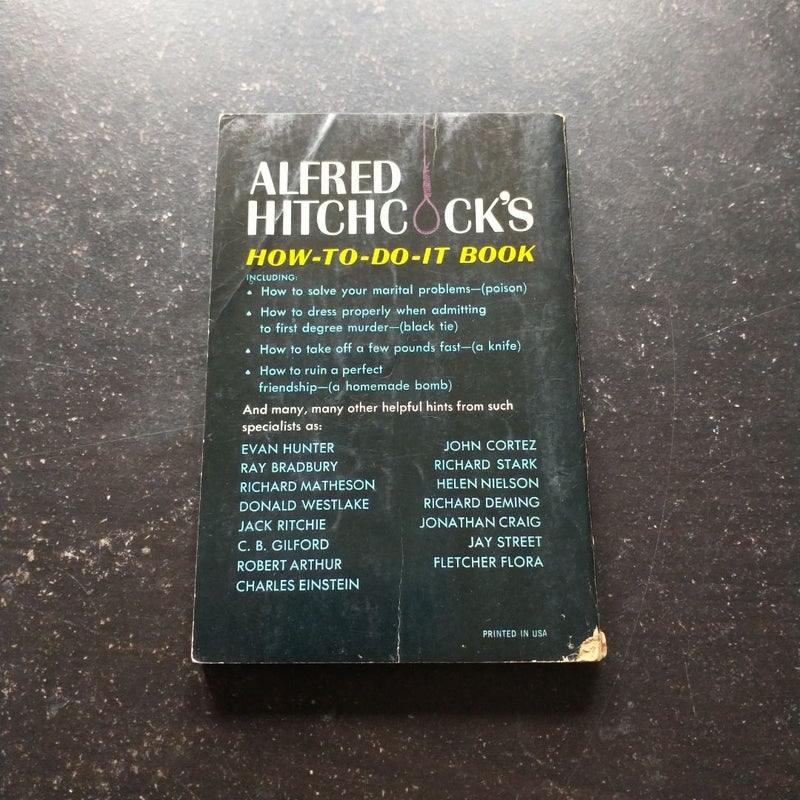 Alfred Hitchcock Presents: A Hangmans Dozen