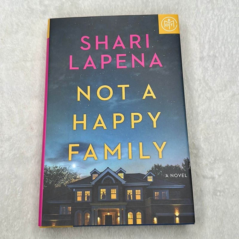 Not A Happy Family by Shari Lapena, Hardcover | Pangobooks