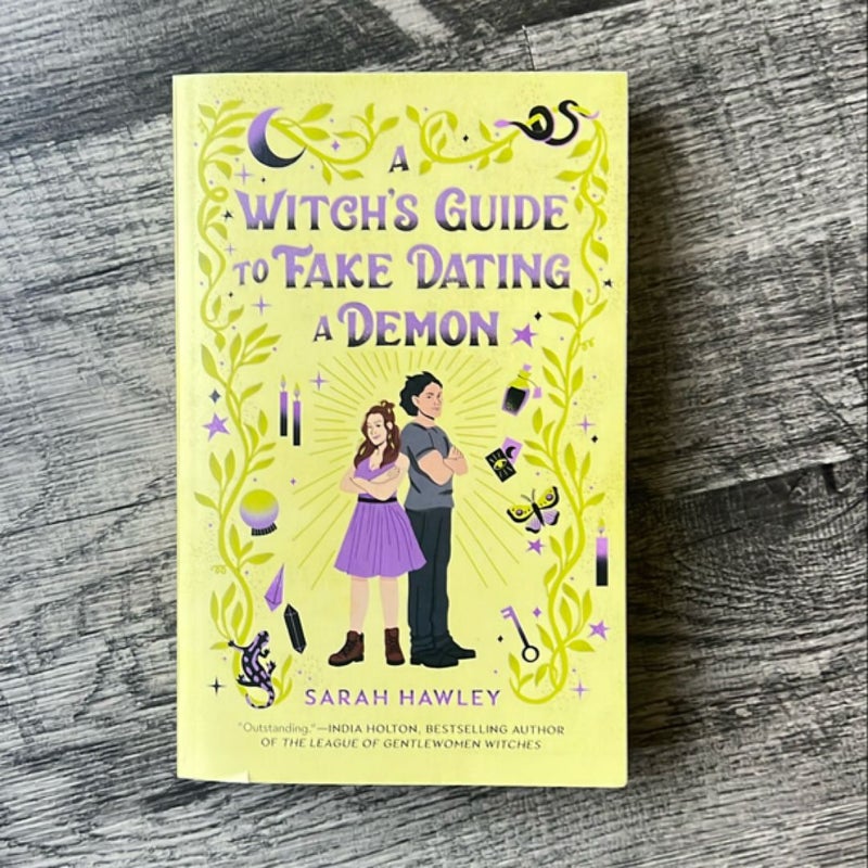 A Witch's Guide to Fake Dating a Demon