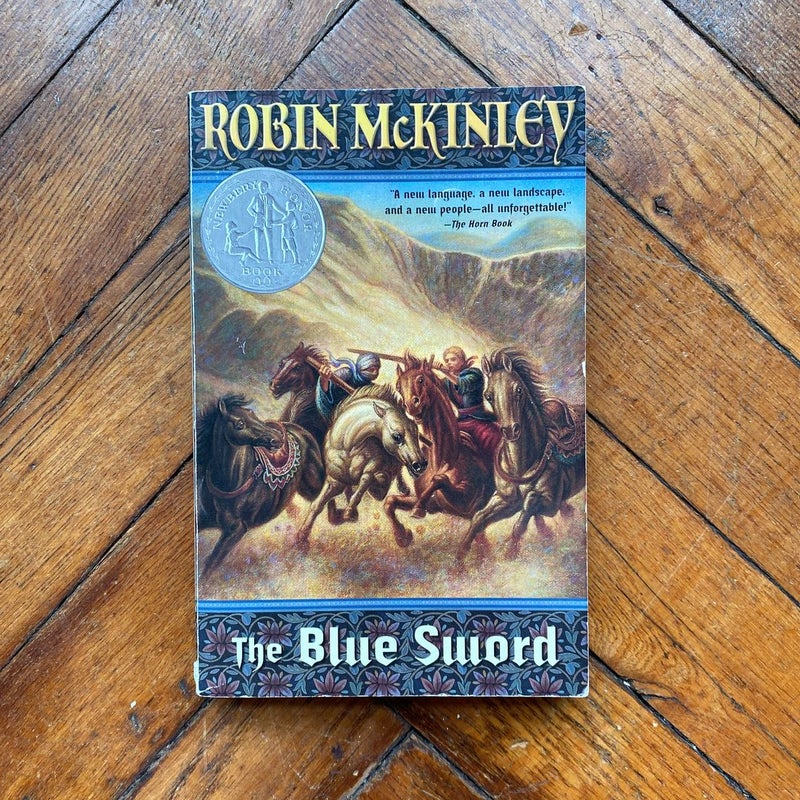 The Blue Sword by Robin McKinley, Paperback | Pangobooks