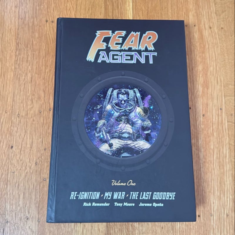 Fear Agent Library Edition Volume 1