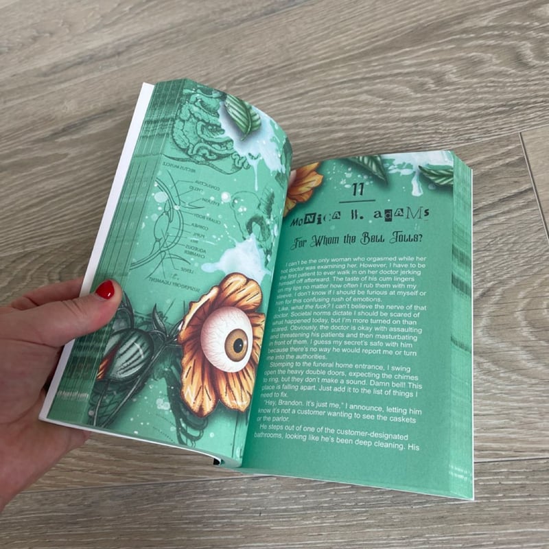 Living Dead Girl (Green Pages) by Ayden Perry, Paperback | Pangobooks