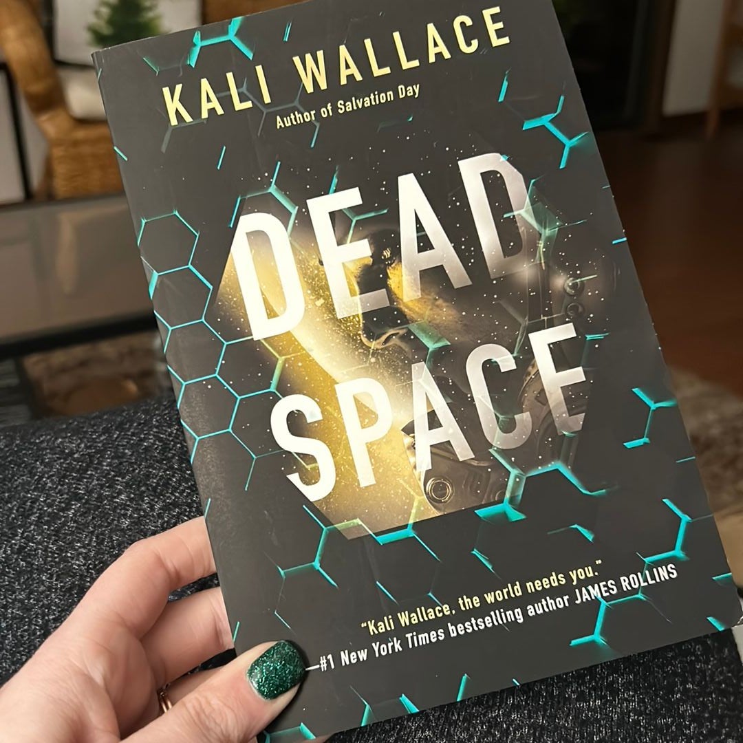 Dead Space: Wallace, Kali: 9781984803726: : Books