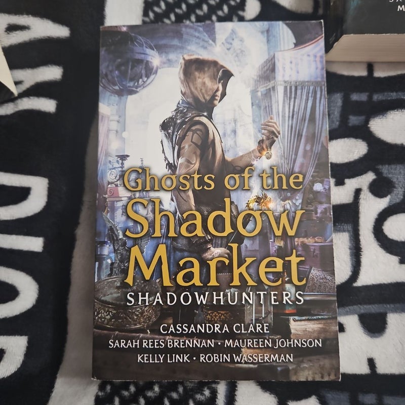 Shadowhunters Slipcase (2019)
