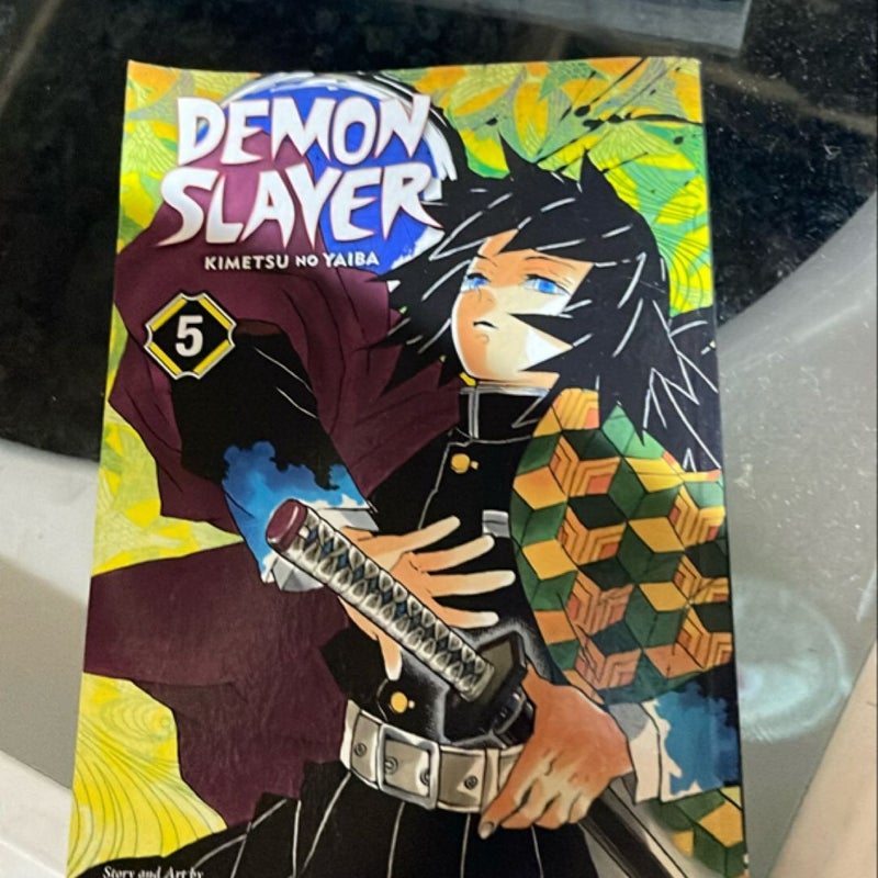 Demon Slayer: Kimetsu No Yaiba, Vol. 5