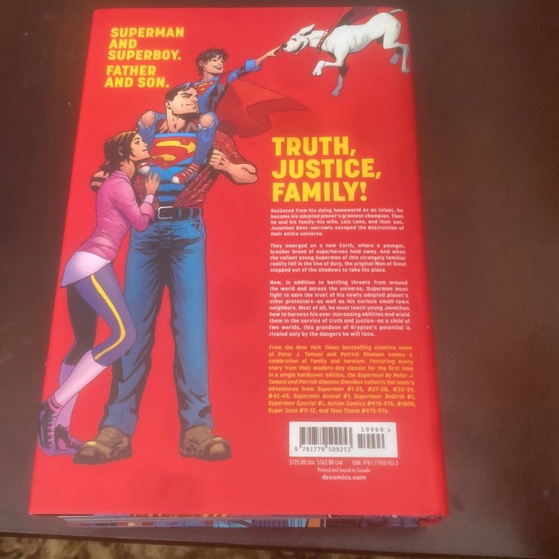 Superman by Peter J. Tomasi and Patrick Gleason Omnibus