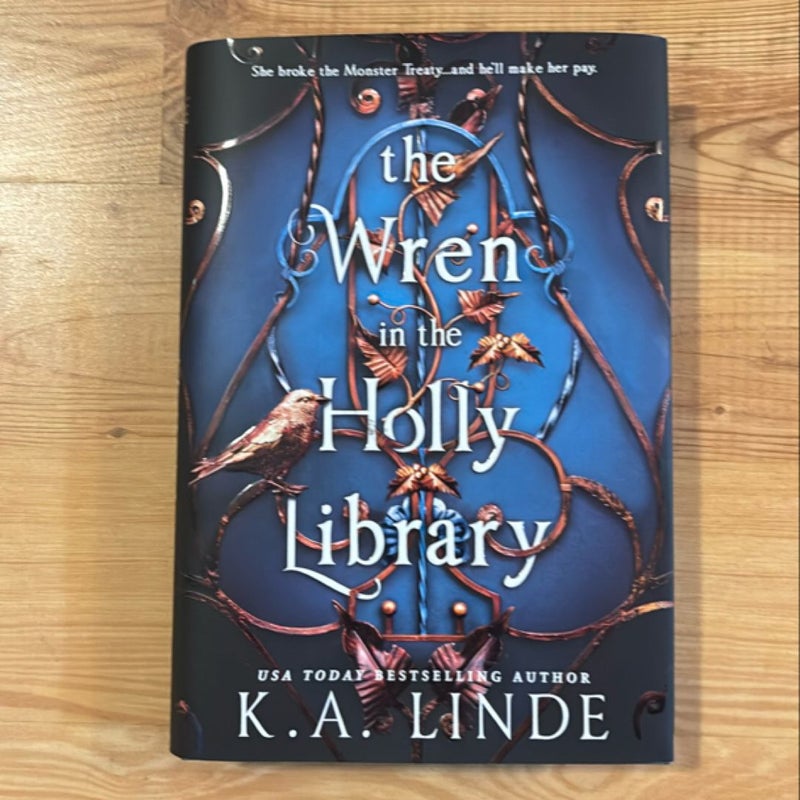 The Wren in the Holly Library (Deluxe Limited Edition)