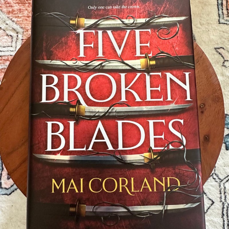 Five Broken Blades (Deluxe Limited Edition)