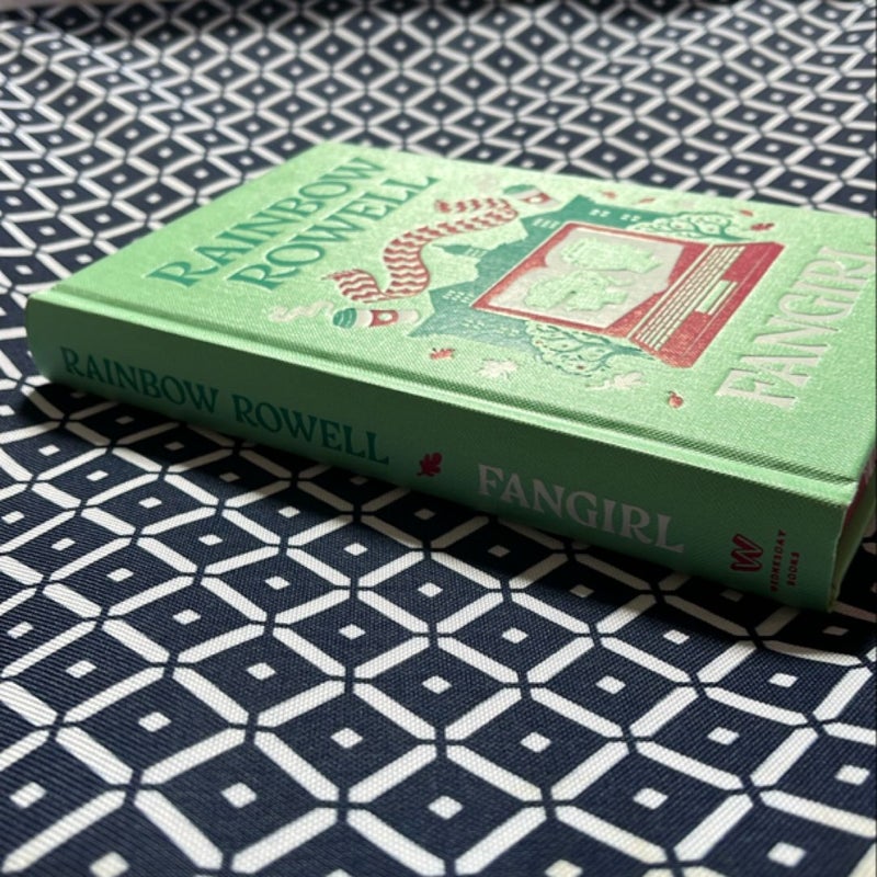 Fangirl: a Novel: 10th Anniversary Collector's Edition