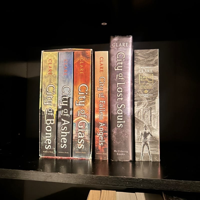 The mortal instruments (1-6) by Cassandra clare , Paperback | Pangobooks