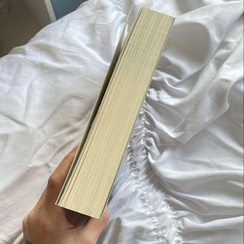 Crown of Midnight original paperback cover