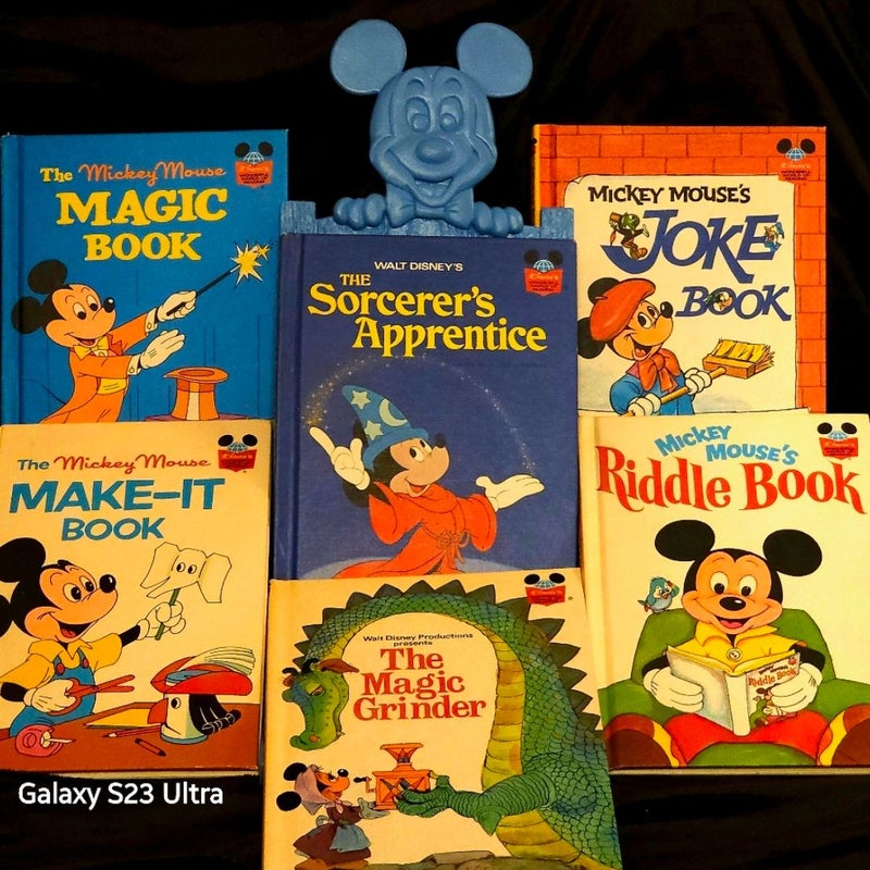  Disney’s Wonderful World of Reading