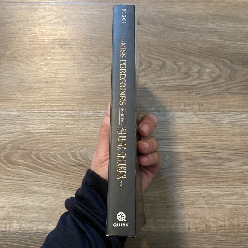 Miss Peregrine's Home for Peculiar Children (Movie Tie-In Edition)
