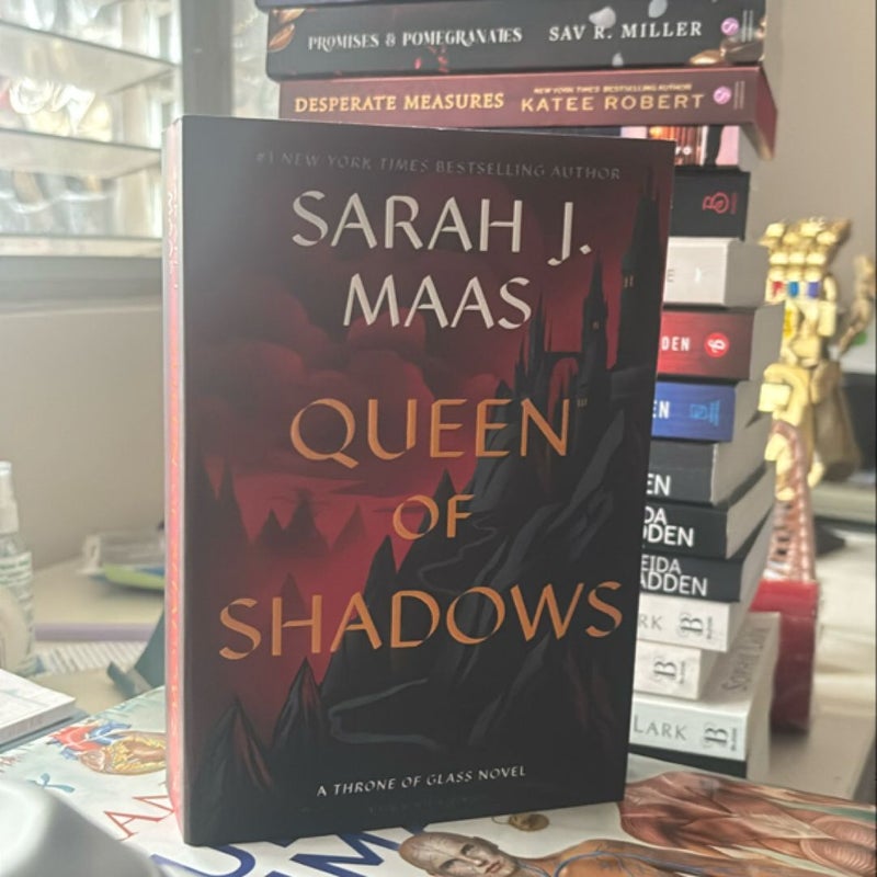 Queen of Shadows