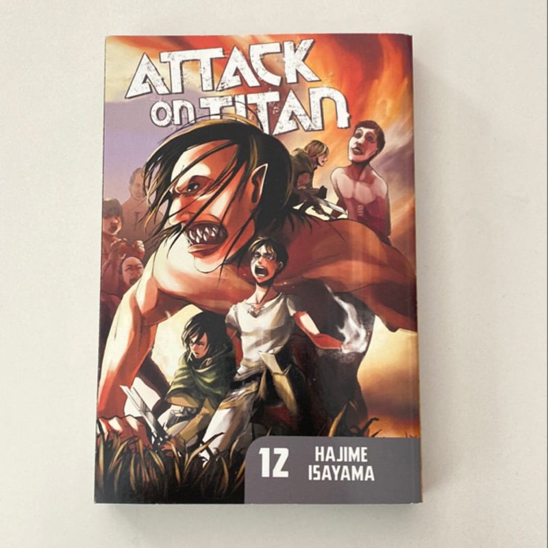 Attack on Titan 12