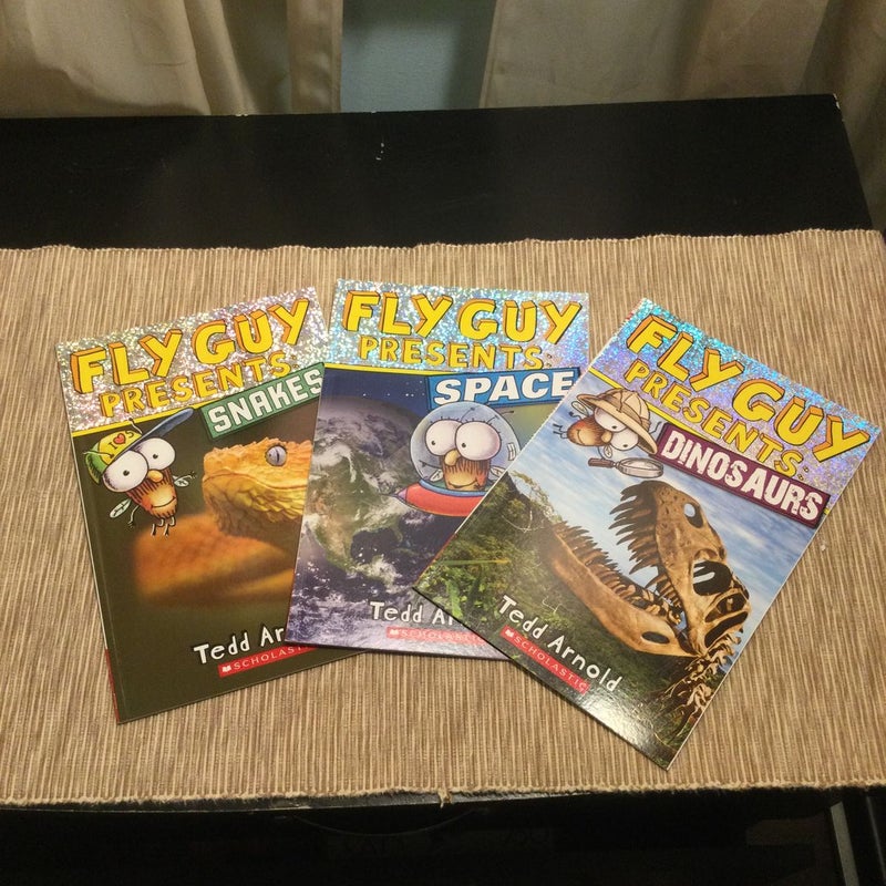 FLY GUY 3 Early Readers LEVEL 2:  Snakes, Space and Dinosauers