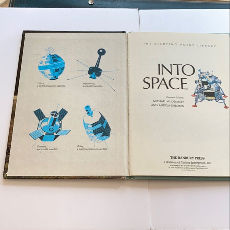 Into Space - Starting Point Library - VINTAGE HARDCOVER