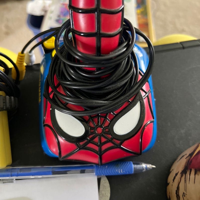 Plug and store play spiderman