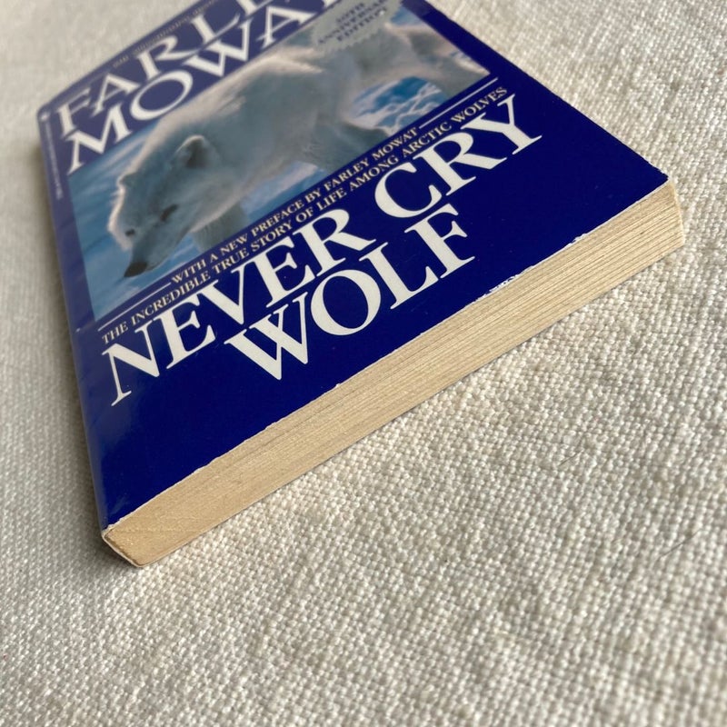 Never Cry Wolf (1983)