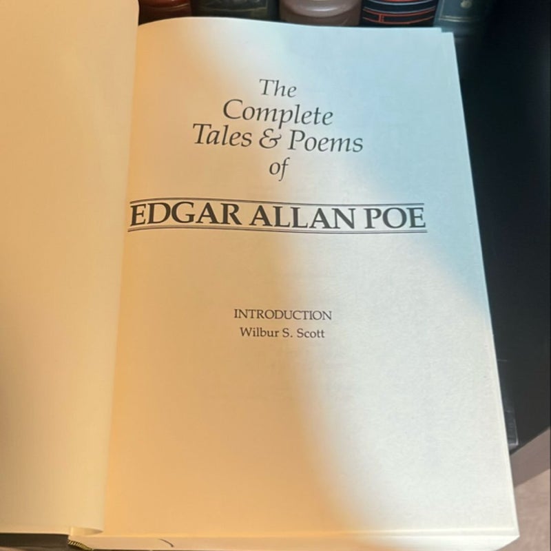 Edgar Allan Poe Complete Tales and Poems