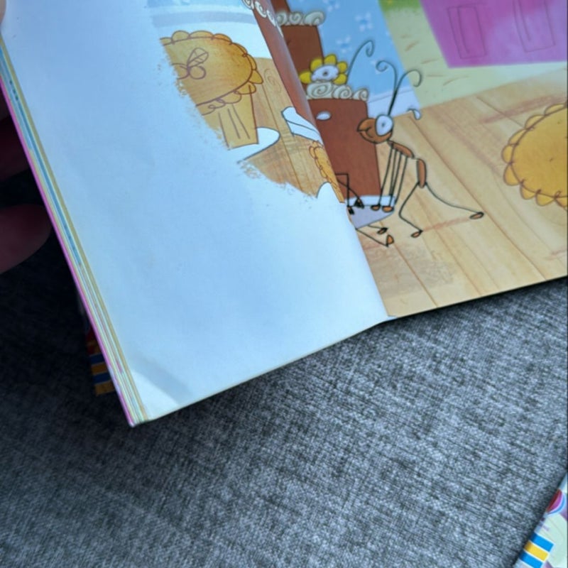 2 Usborne Phonics Readers
