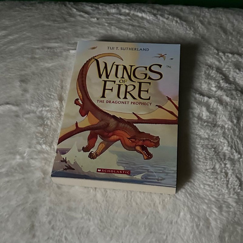 Wings of Fire The Dragonet Propecy Books 1-4