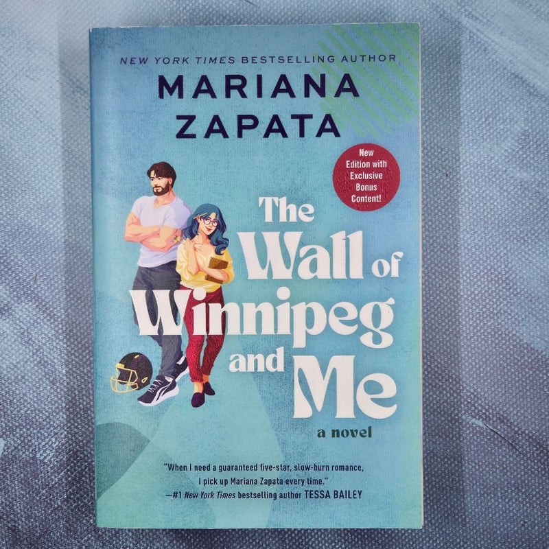 The Wall of Winnipeg and Me by Mariana Zapata, Paperback Pangobooks