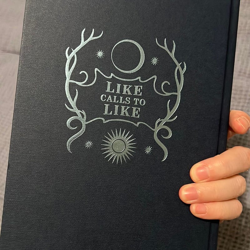 Shadow and Bone Fairyloot Collector’s Edition by Leigh Bardugo