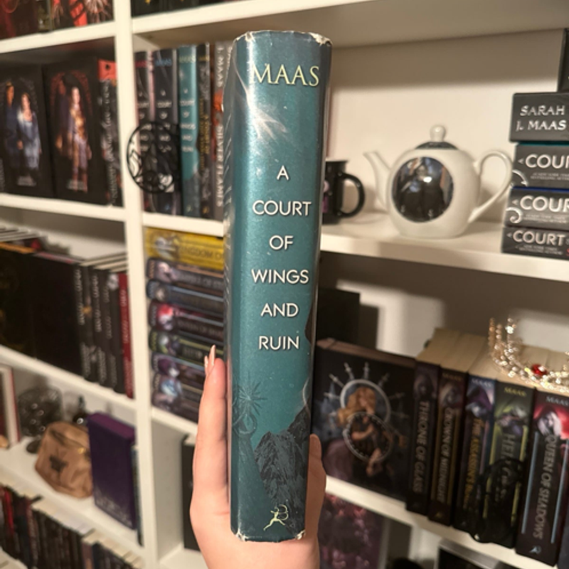 A Court of Wings and Ruin (Target Exclusive)