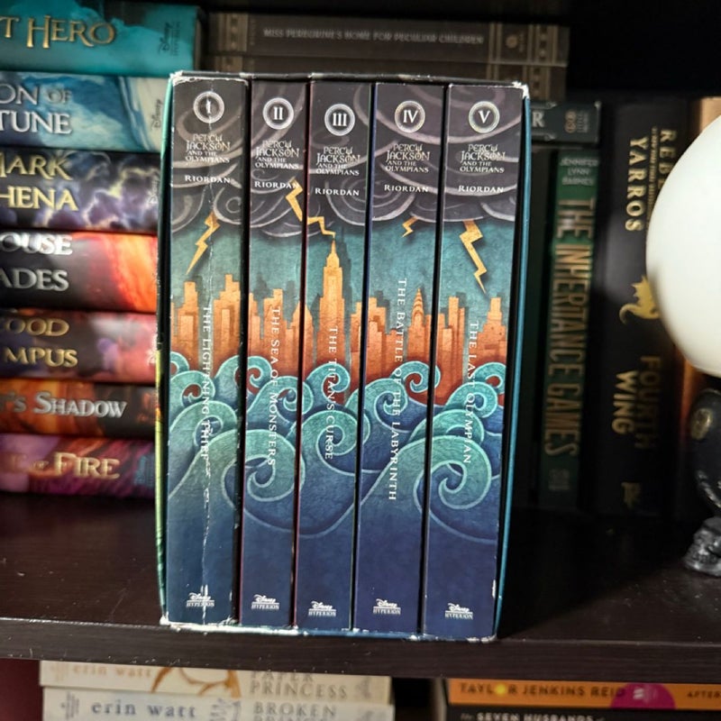 Percy Jackson and the Olympians 5 Book Paperback Boxed Set 