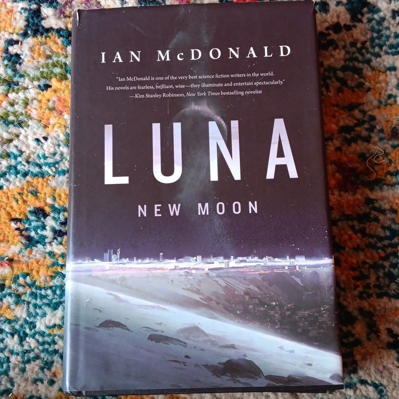 Luna New Moon