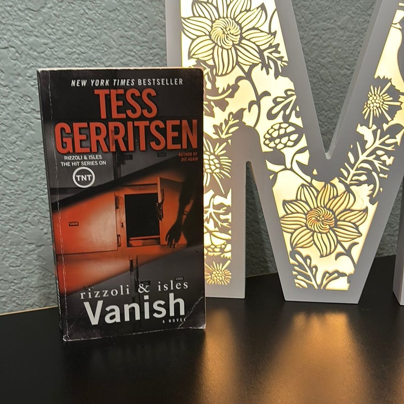 Vanish: a Rizzoli and Isles Novel