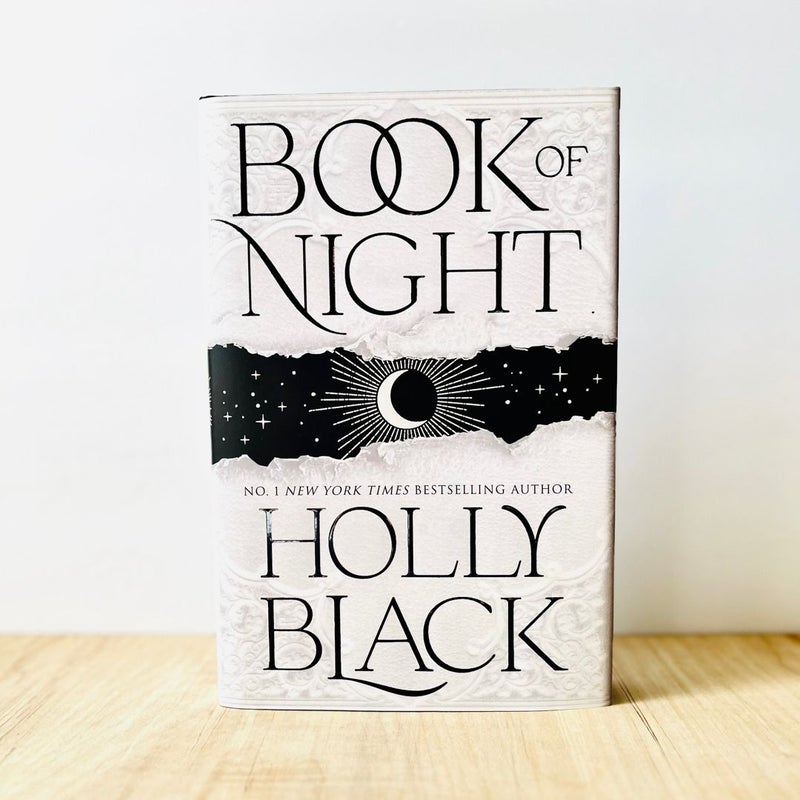 Illumicrate Book Of Night