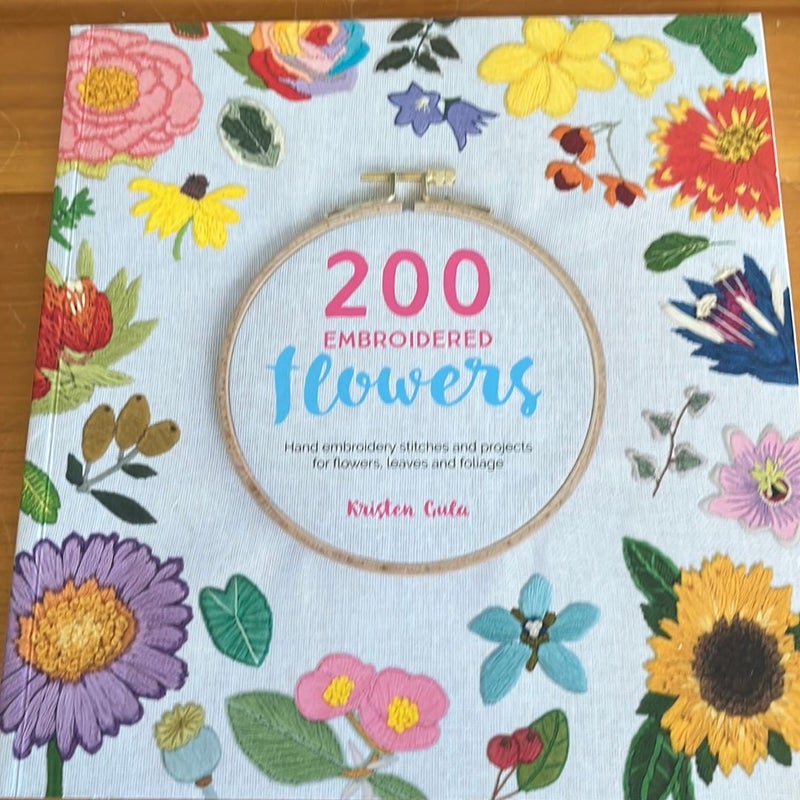 200 Embroidered Flowers