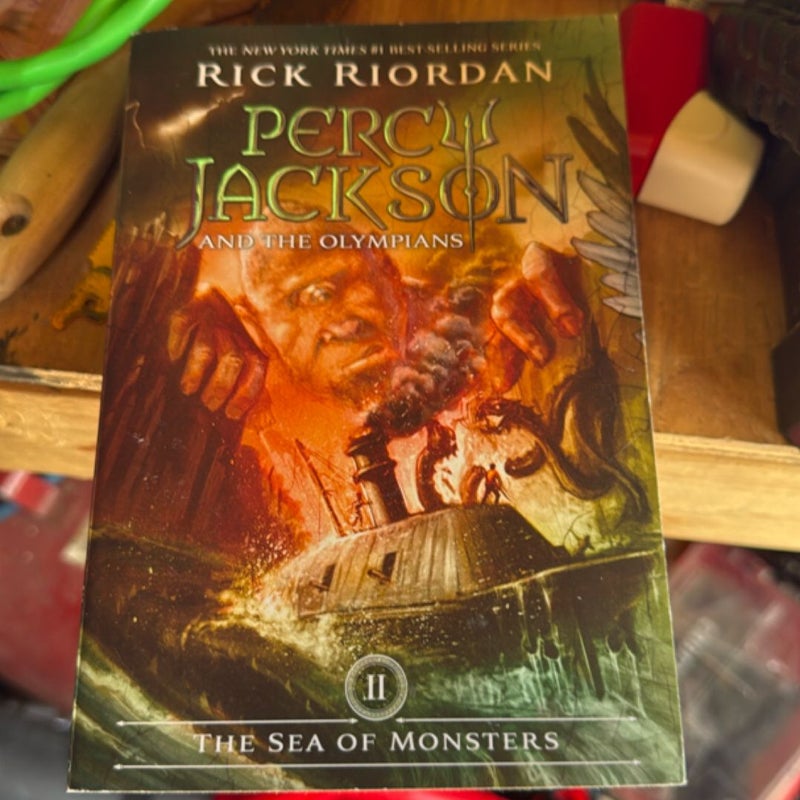 Percy Jackson and the Olympians, Book Two the Sea of Monsters (Percy Jackson and the Olympians, Book Two)