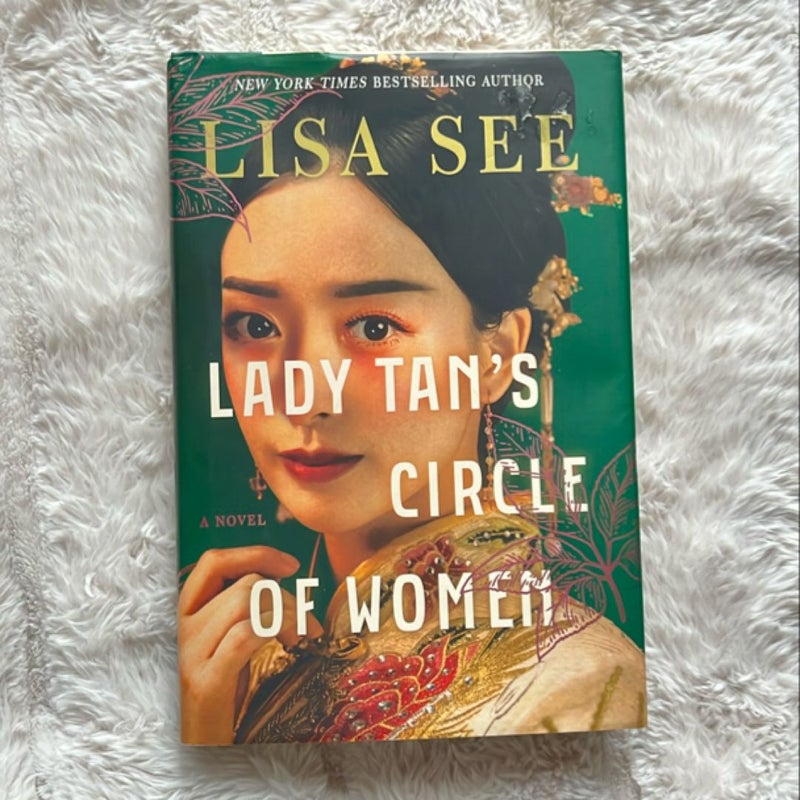 Lady Tan's Circle of Women