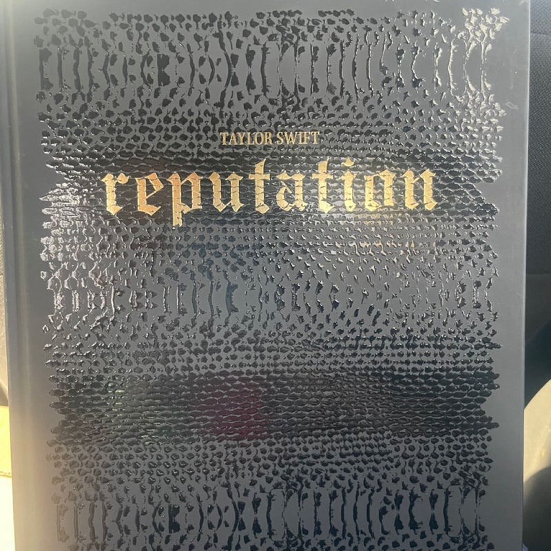 reputation tour book taylor swift