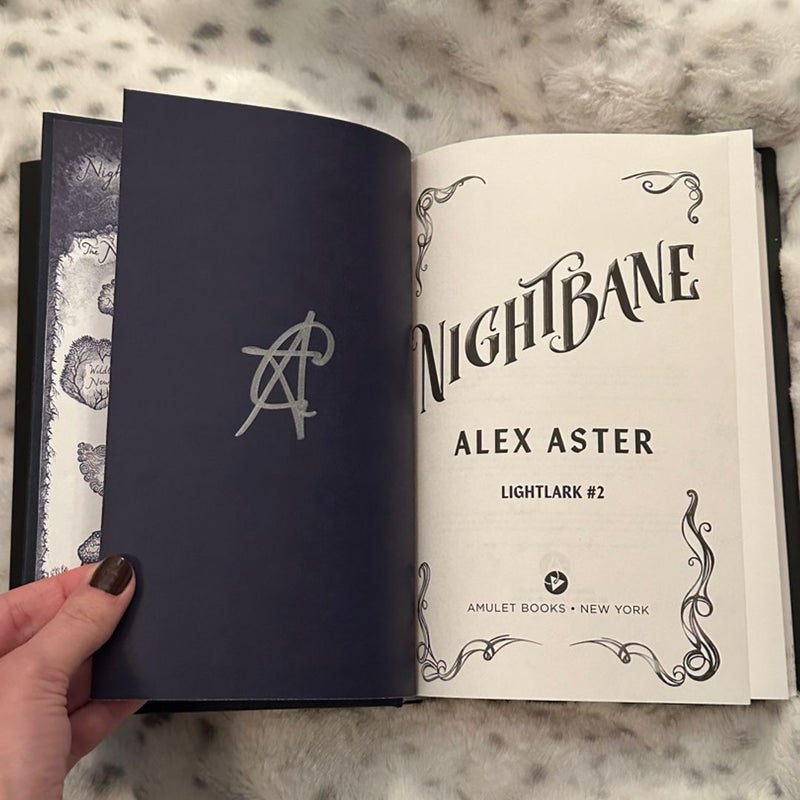 Nightbane (*Signed* Barnes and Noble Exclusive Edition)