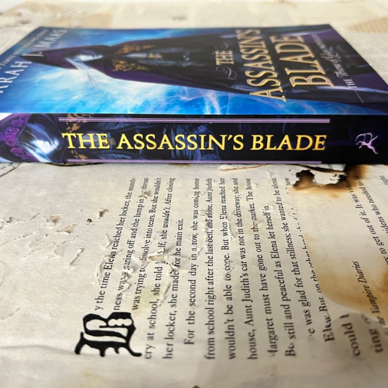 Out Of Print- The Assassins Blade by Sarah J. Maas - paperback