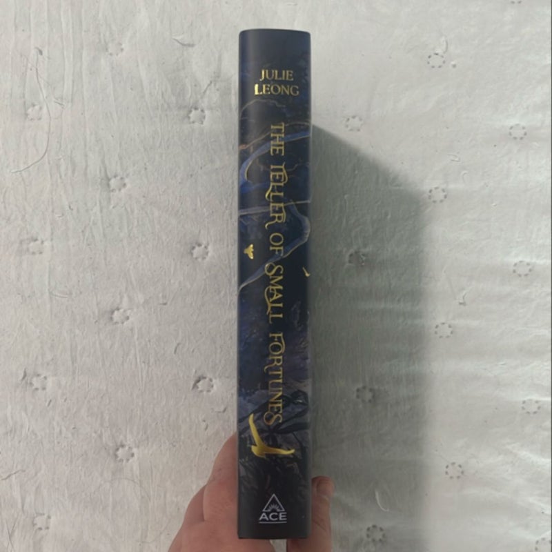 The Teller of Small Fortunes (Exclusive Owlcrate Edition)