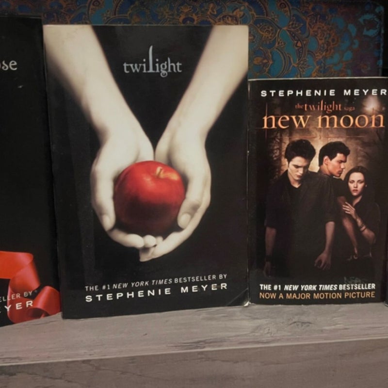 Twilight Eclipse New Moon & Breaking Dawn Bundle