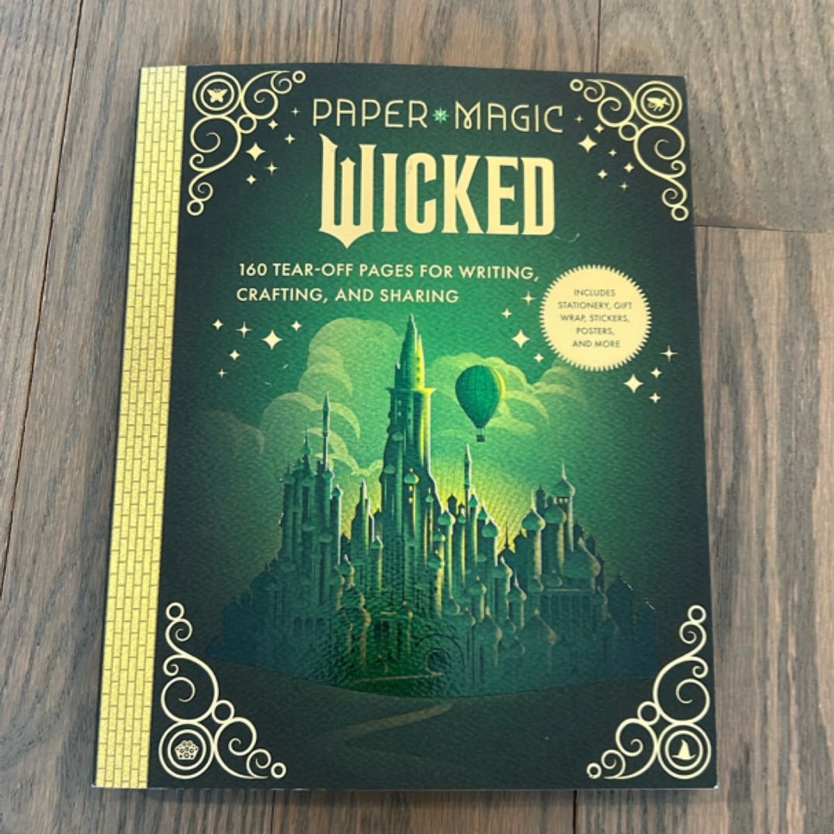 Paper Magic: Wicked by Insight Insight Editions