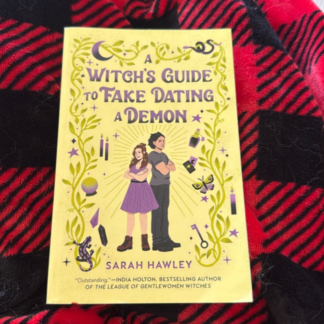 A Witch's Guide to Fake Dating a Demon