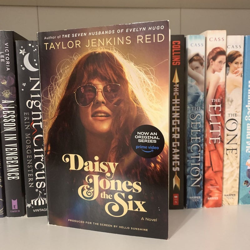 Daisy Jones & The Six (TV Tie-in Edition) by Taylor Jenkins Reid:  9780593598429