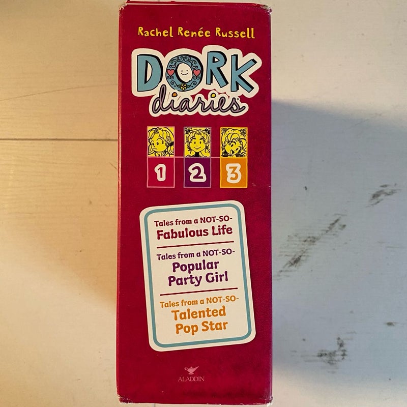 Dork Diaries Box Set (Book 1-3)