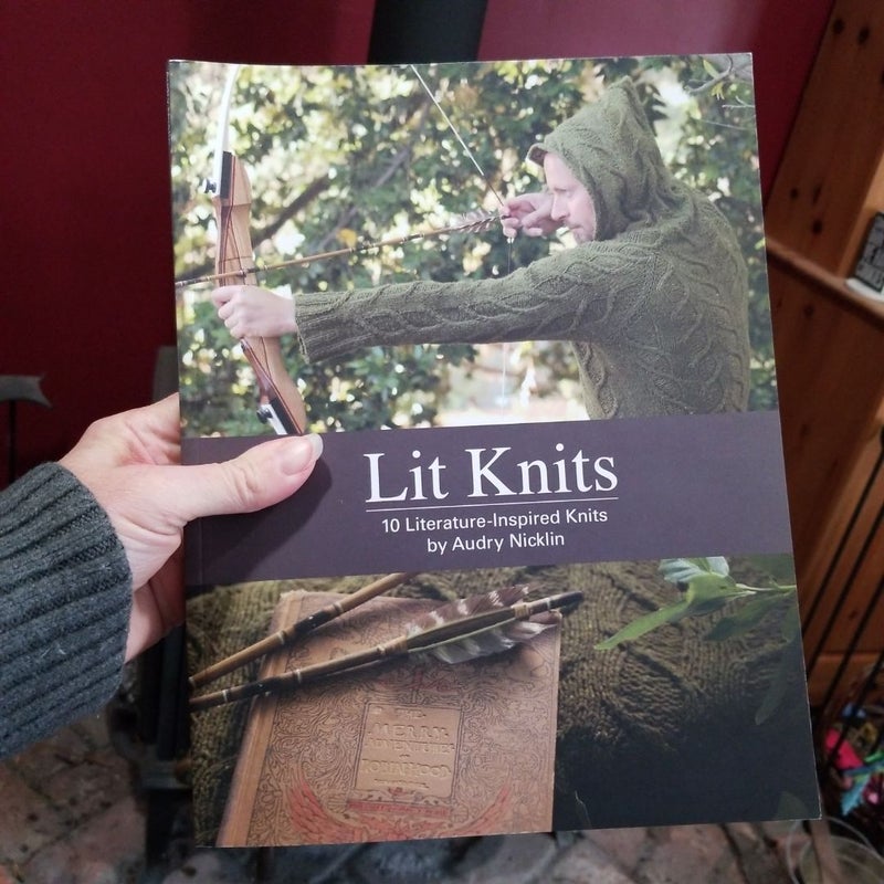 Lit Knits